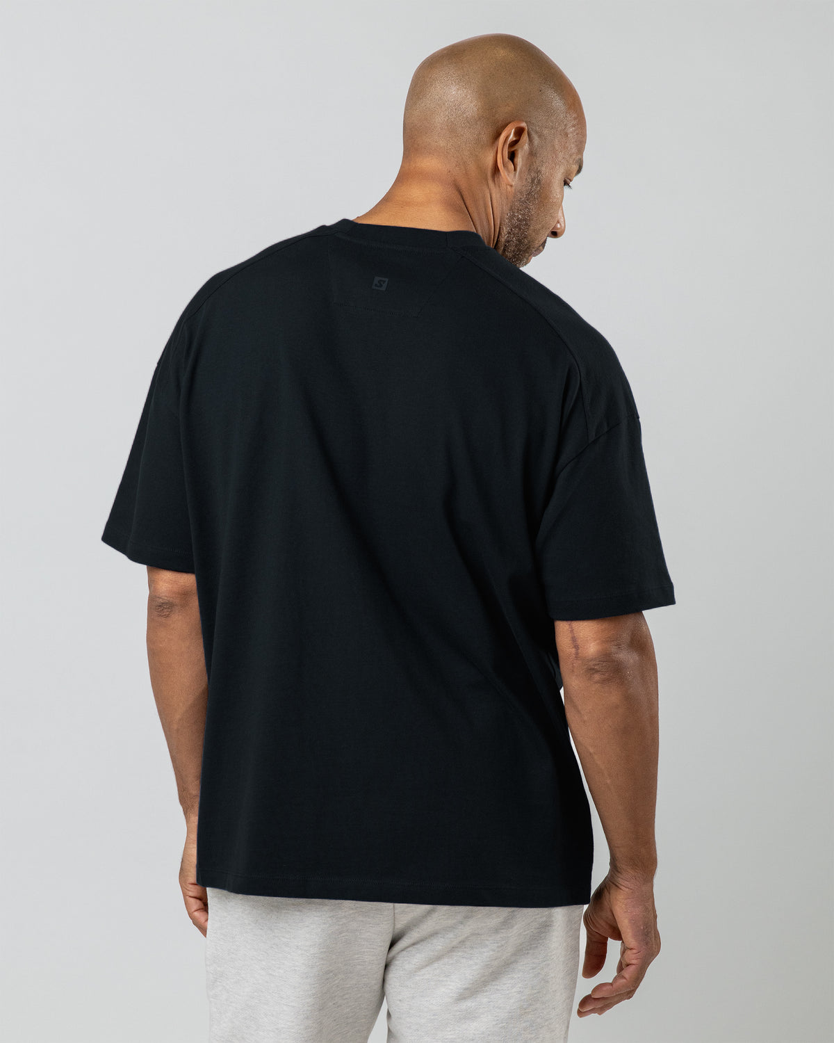 Box-Fit Tee - Black