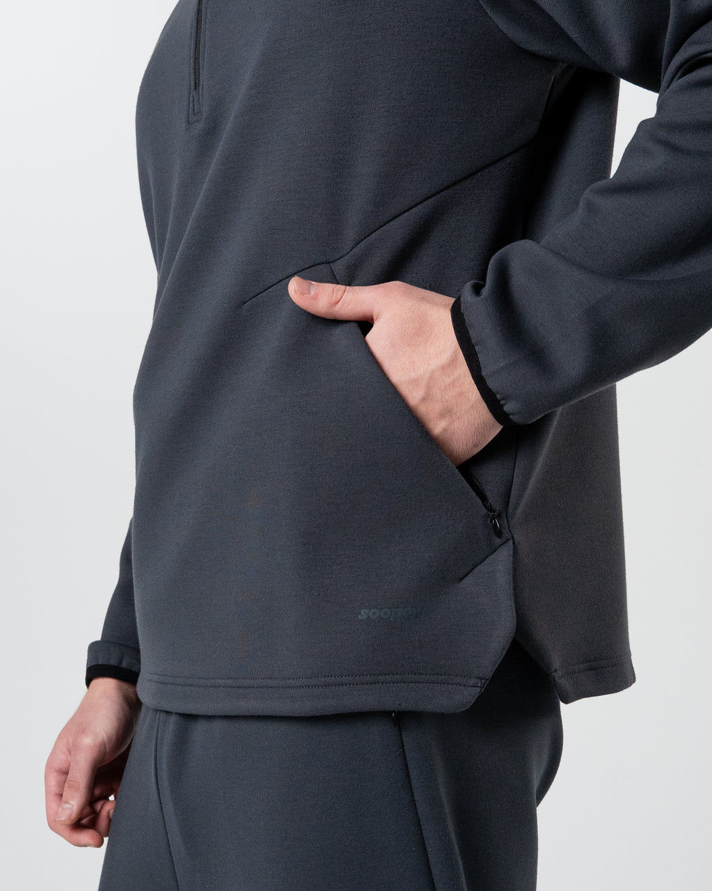 Tech Quarter-Zip - Ebony