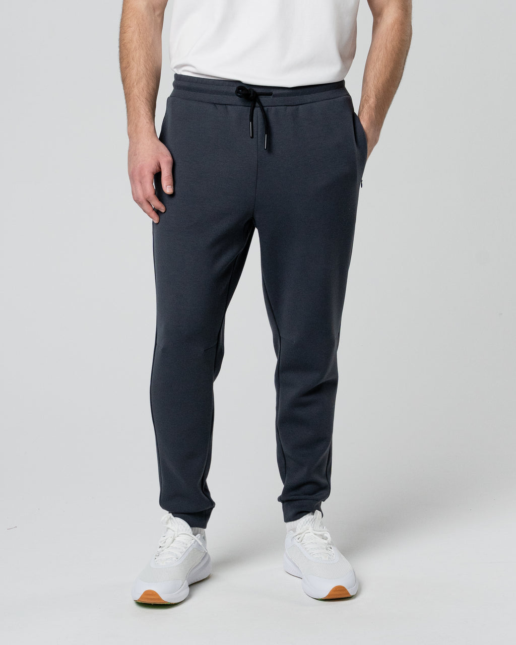 Tech Jogger - Ebony